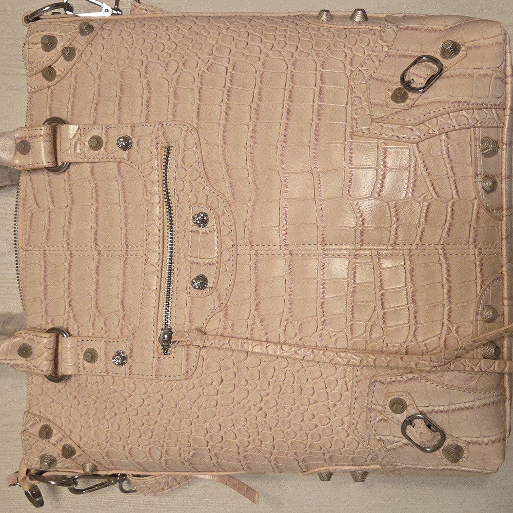 Brand New off white faux leather Crocodile-Embossed Tote Bag with shoulder strap